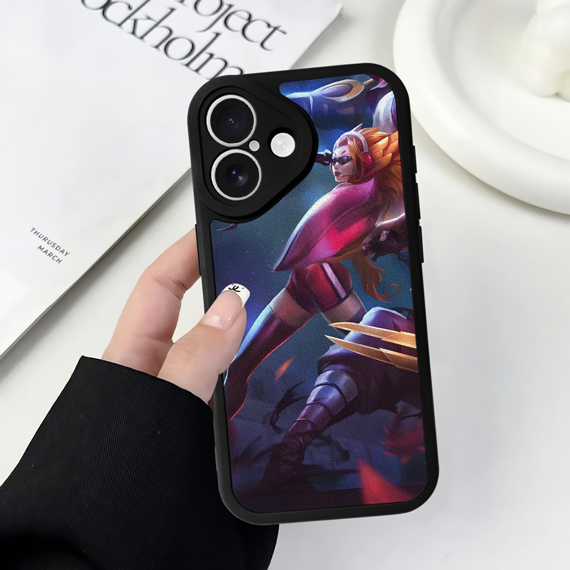 リーグ・オブ・レジェンド League of Legends LOL 【iPhone 16シリーズ対応】シリコンスマホケース（レザー調） 材質：シリコン